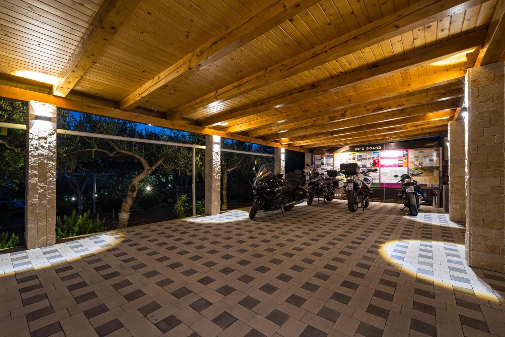 Vicko Hotel
