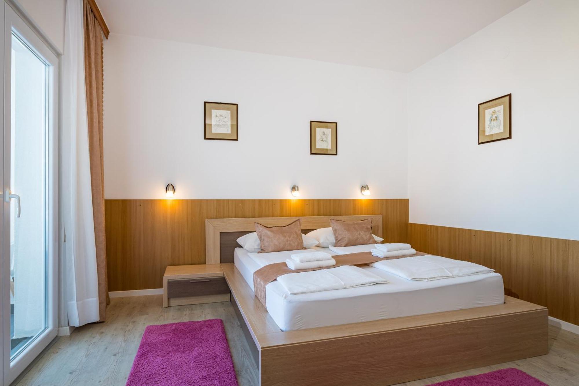 Hotel Vicko Starigrad Paklenica