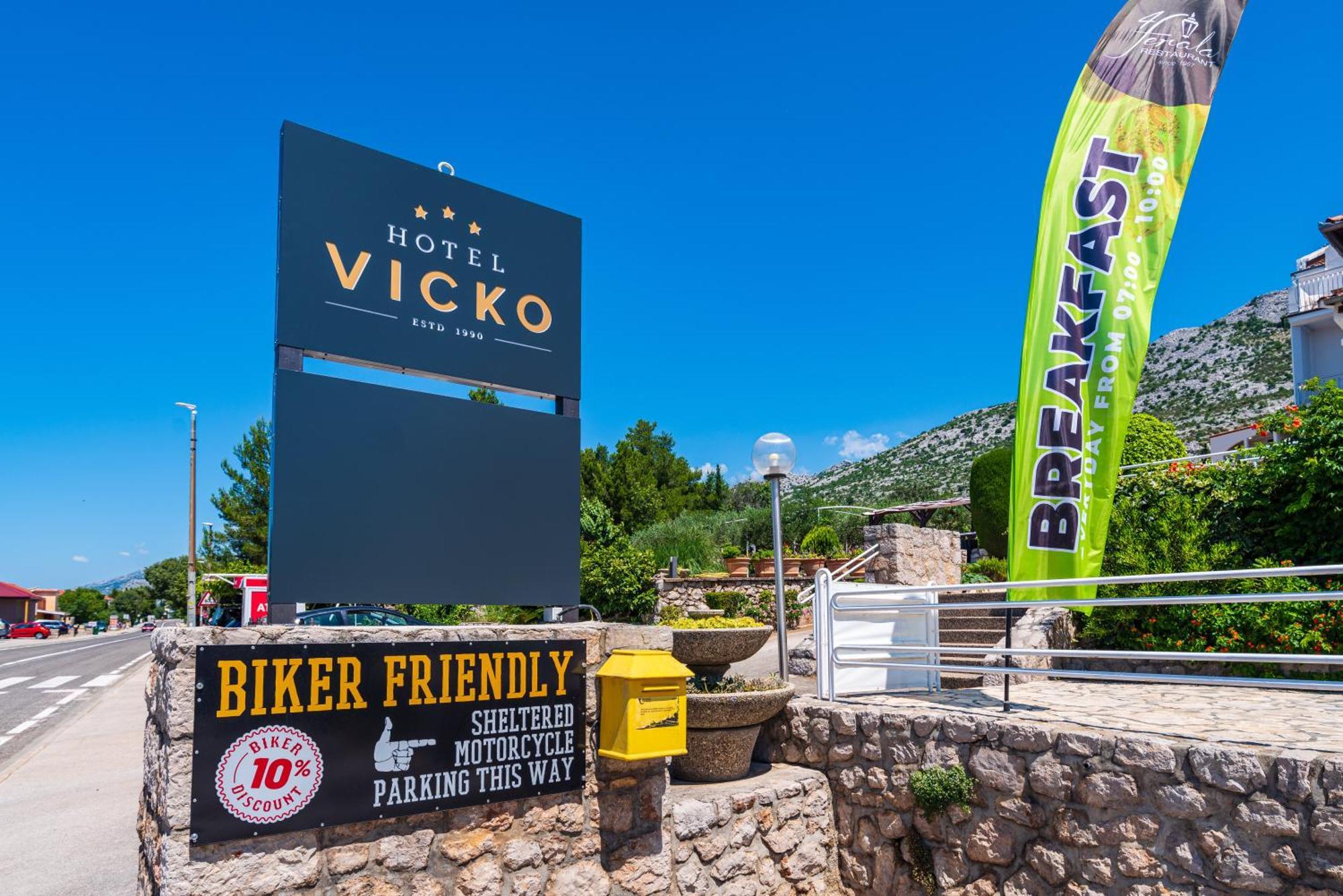 Vicko Hotel 3*
