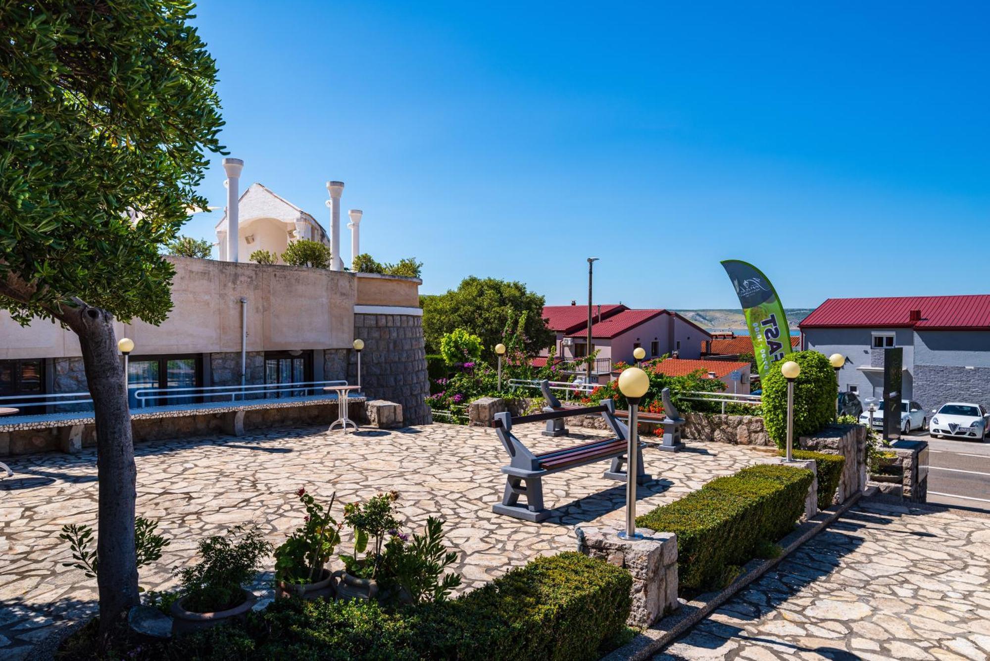 Vicko 3* Starigrad Paklenica